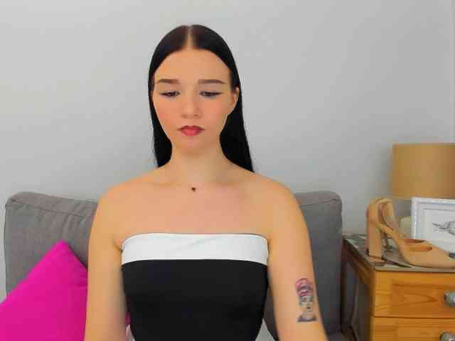 AvaPretty webcam