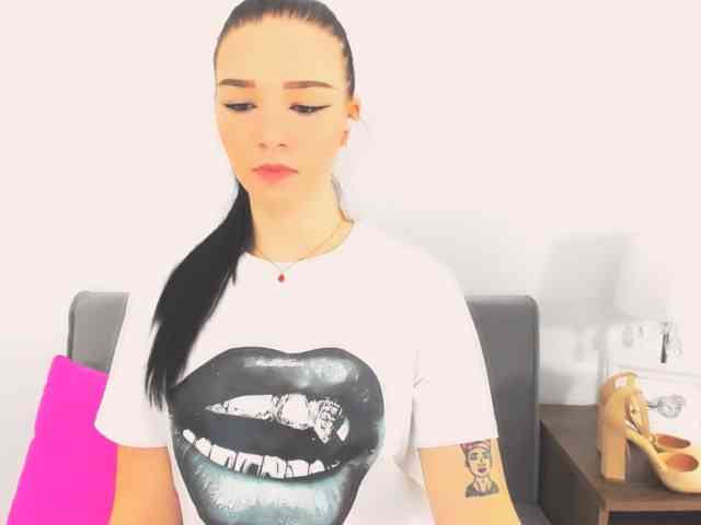 AvaPretty webcam