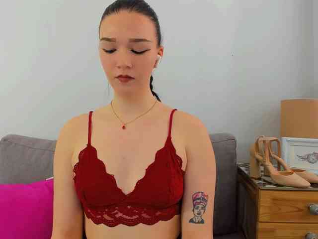 AvaPretty webcam