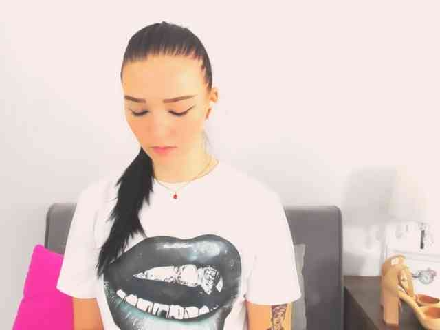AvaPretty webcam
