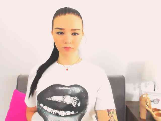 AvaPretty webcam