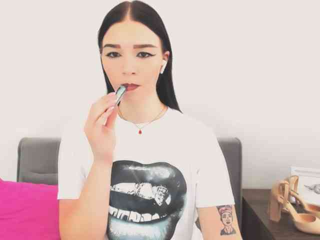 AvaPretty webcam