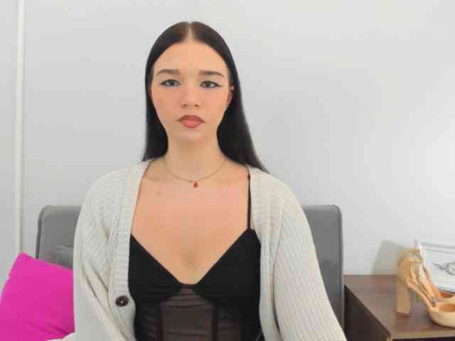 AvaPretty webcam
