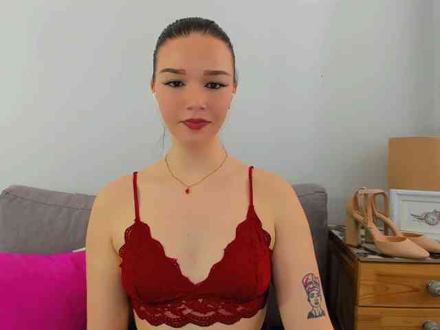 AvaPretty webcam