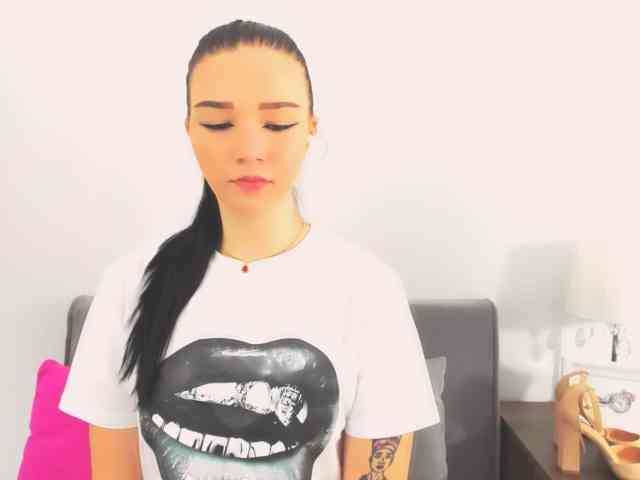 AvaPretty webcam