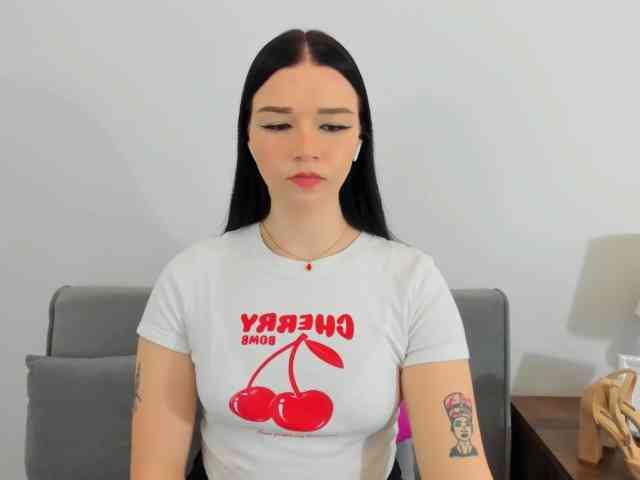 AvaPretty webcam