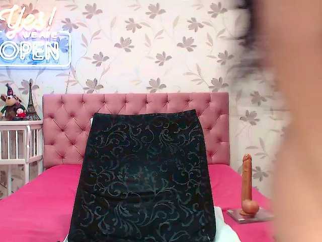  SamantaDark chat room