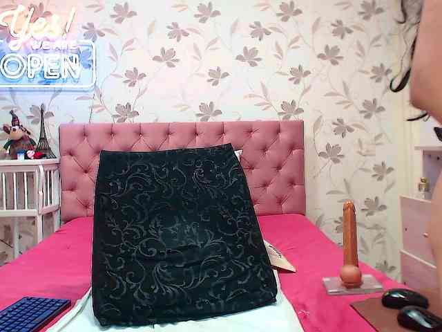 SamantaDark webcam
