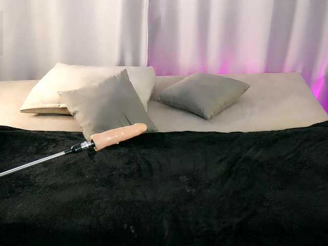 britneyfox's BongaCams show and profile