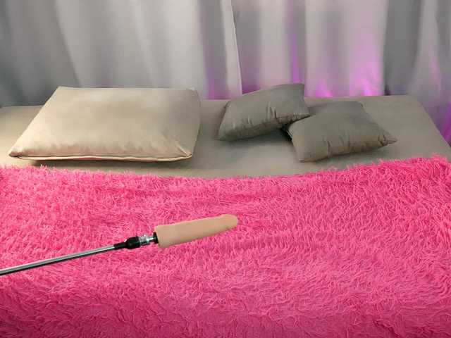britneyfox's BongaCams show and profile