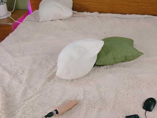 britneyfox's BongaCams show and profile