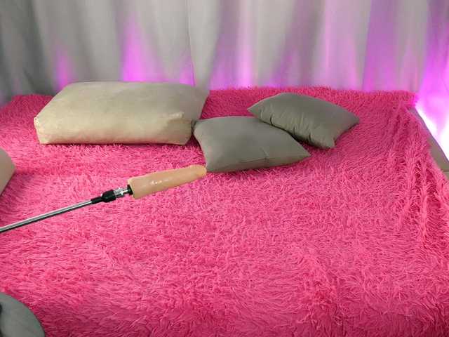 britneyfox's BongaCams show and profile