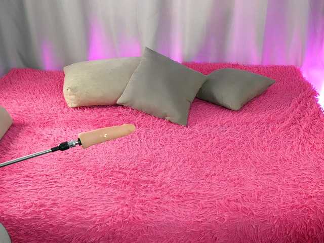 britneyfox's BongaCams show and profile