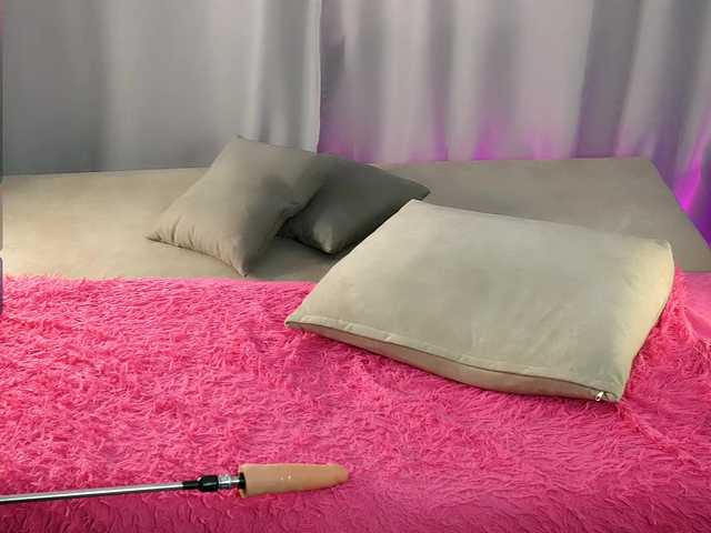 britneyfox's BongaCams show and profile