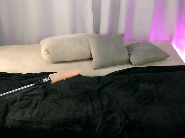 britneyfox's BongaCams show and profile