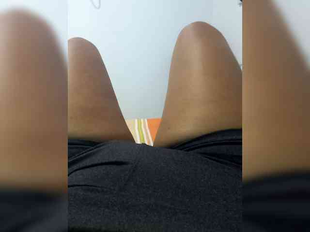 annie-19 webcam