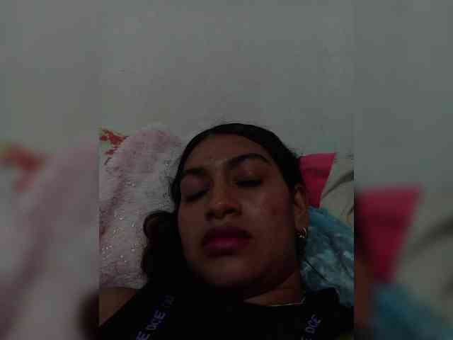 annie-19 webcam