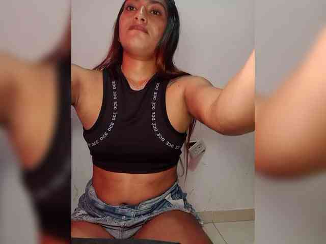 annie-19 webcam