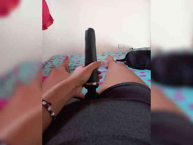 annie-19 webcam