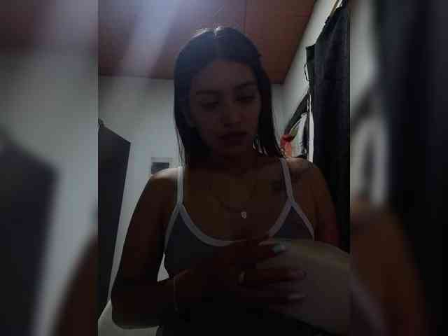 annie-19 webcam