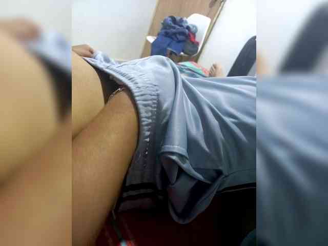 annie-19 Live Webcam on BongaCams