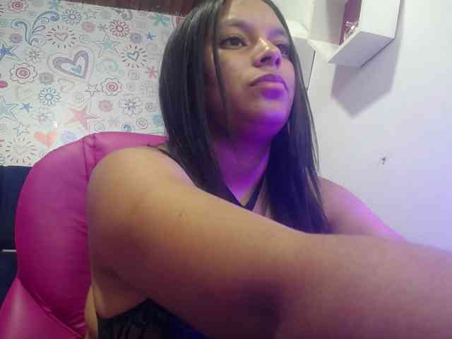 CAMILA-ROUS webcam