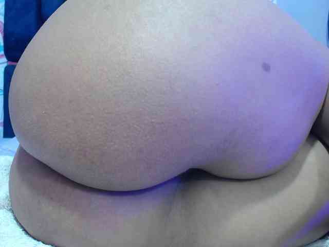 CAMILA-ROUS webcam