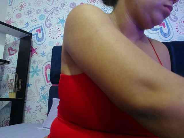CAMILA-ROUS webcam