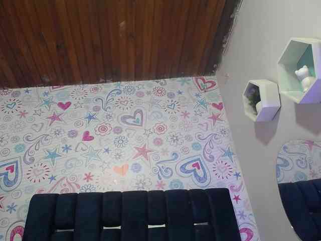 CAMILA-ROUS webcam