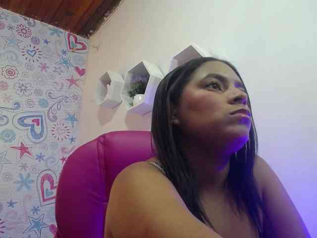 CAMILA-ROUS webcam