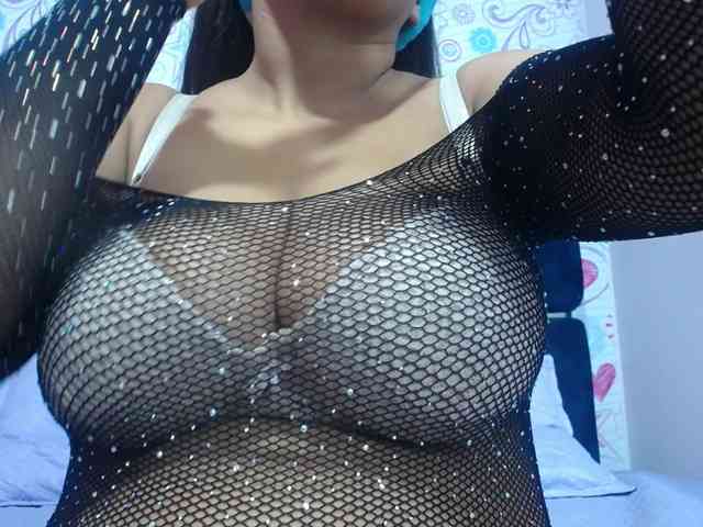 CAMILA-ROUS webcam