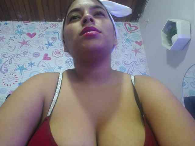 CAMILA-ROUS webcam