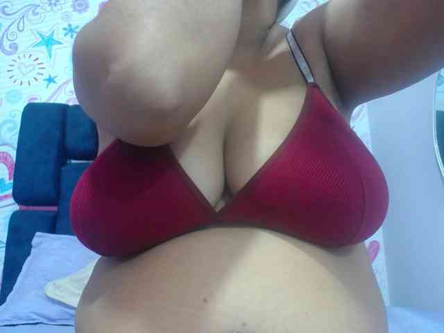 CAMILA-ROUS webcam