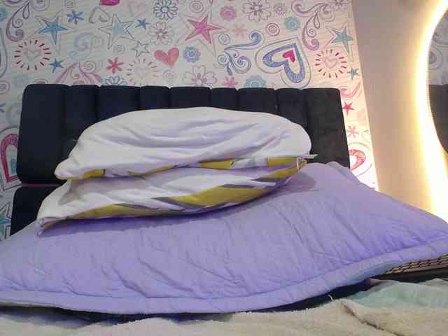 CAMILA-ROUS webcam