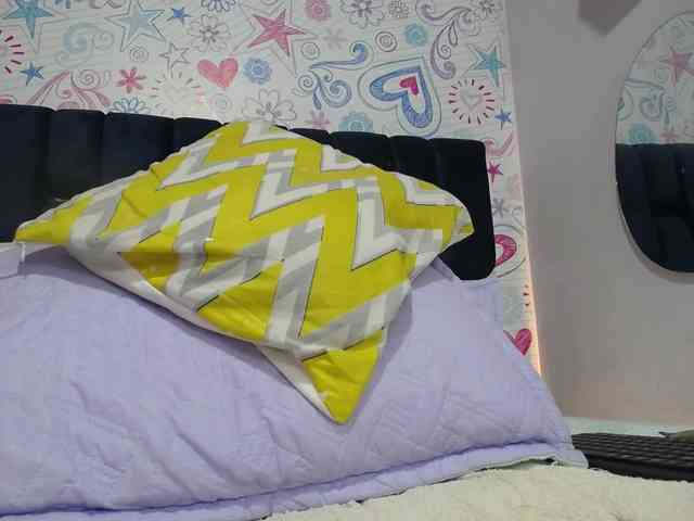 CAMILA-ROUS webcam