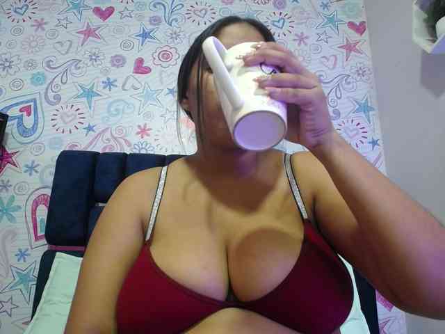 CAMILA-ROUS webcam