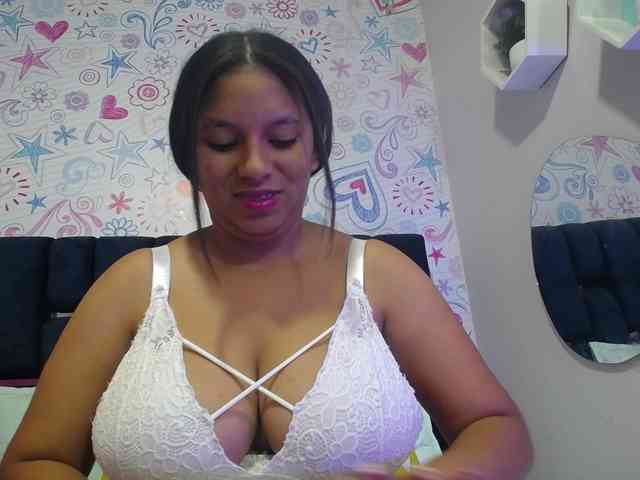 CAMILA-ROUS webcam