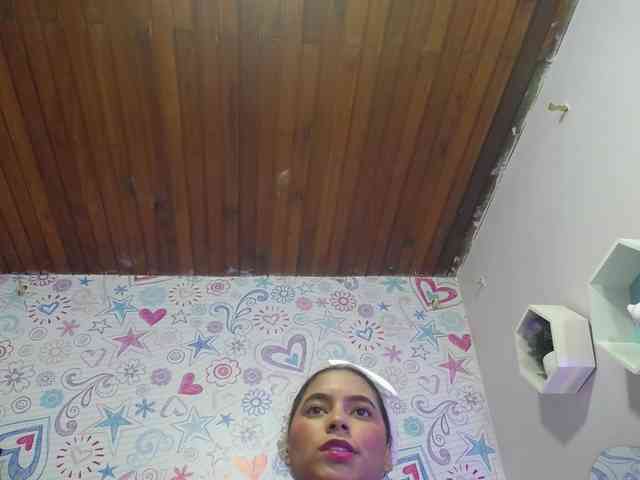 CAMILA-ROUS webcam