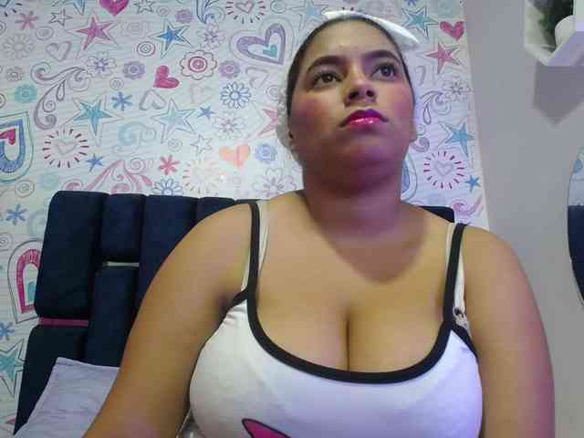CAMILA-ROUS webcam