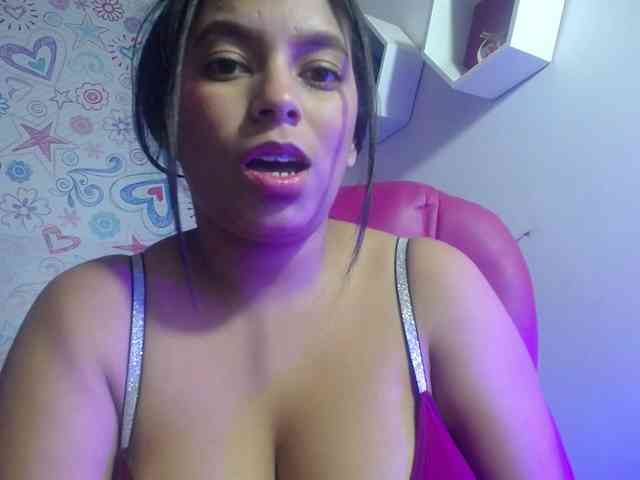 CAMILA-ROUS webcam