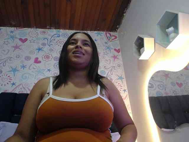 CAMILA-ROUS webcam