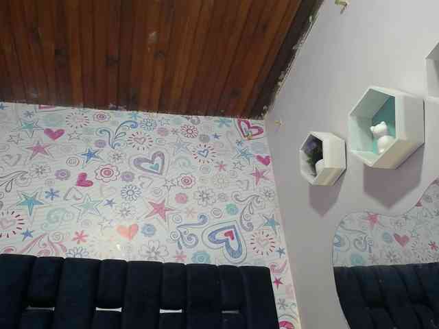 CAMILA-ROUS webcam