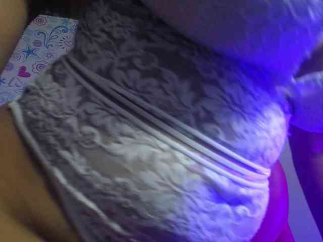 CAMILA-ROUS webcam