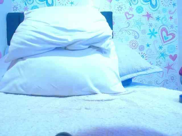 CAMILA-ROUS webcam