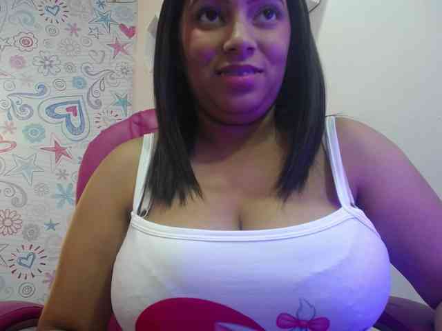 CAMILA-ROUS webcam