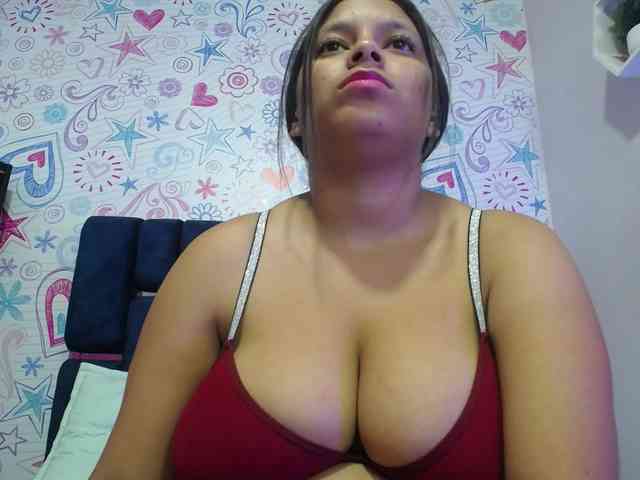 CAMILA-ROUS webcam