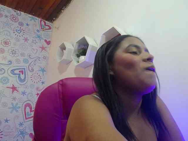 CAMILA-ROUS webcam