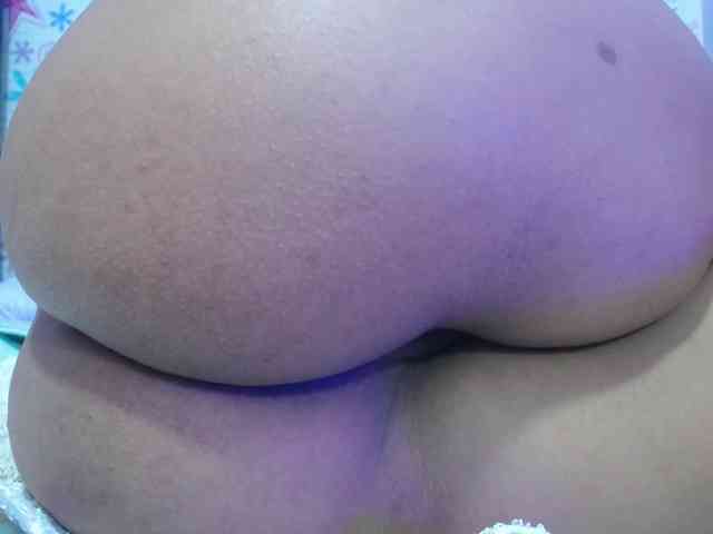 CAMILA-ROUS webcam