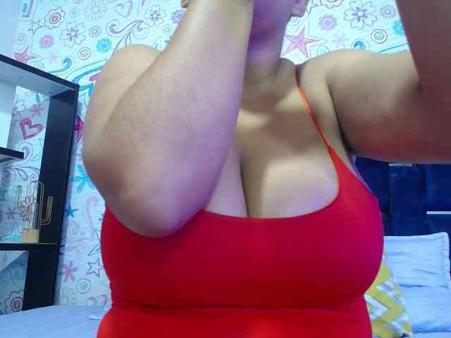 CAMILA-ROUS webcam