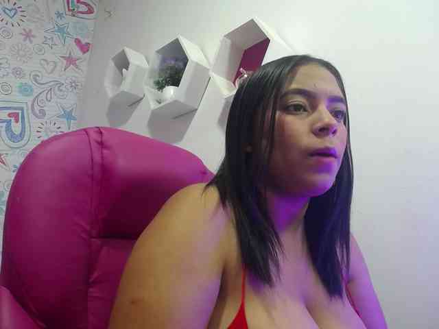 CAMILA-ROUS webcam